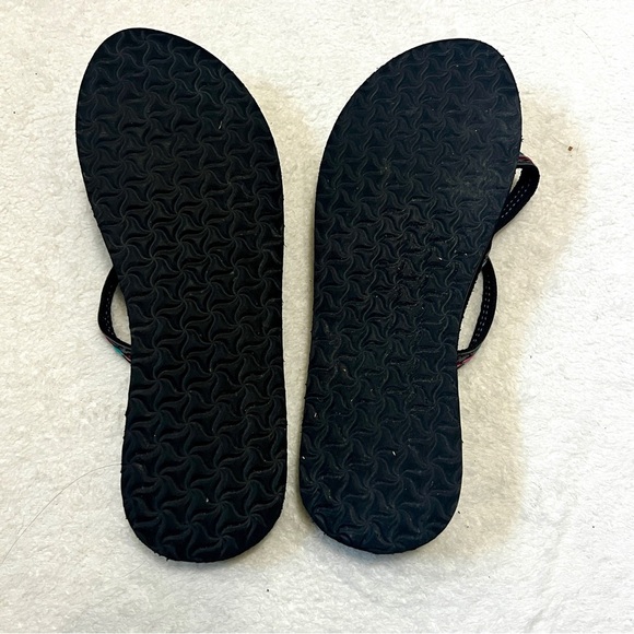 TEVA Olowahu Felicitas TEVA Olowahu Felicitas Strappy Flip Flop Sandal - Size 10 - Picture 7 of 10